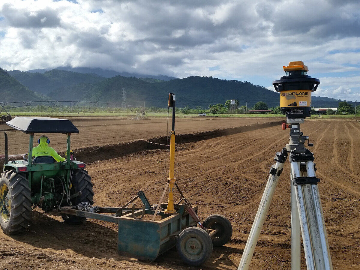 Companies Who Laser Level And Build Dikes For Rice Farming