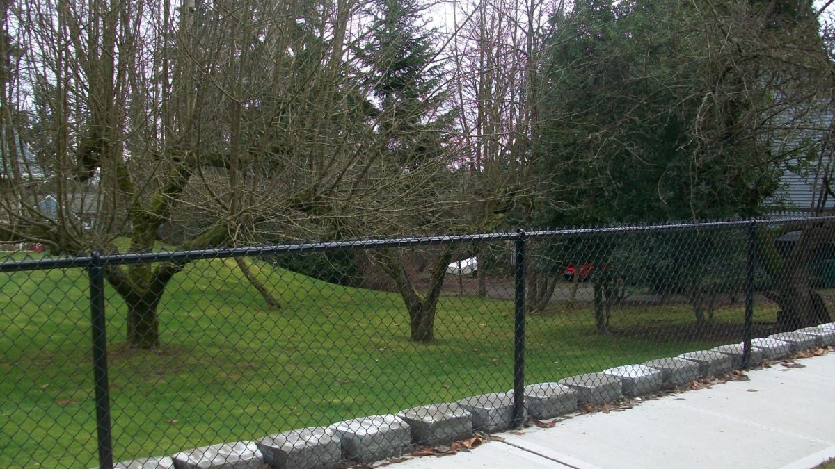 How Far Apart Are Chain Link Fence Posts