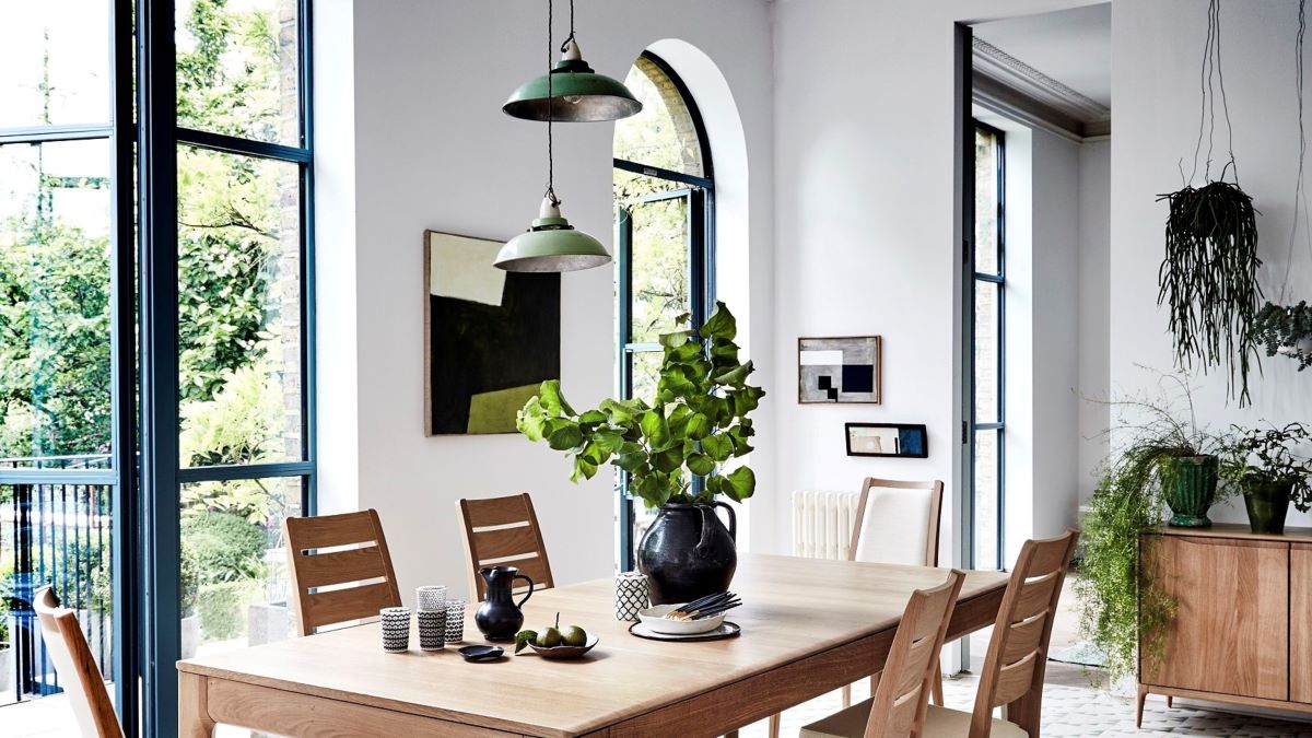 How High Should A Dining Room Light Be Above The Table