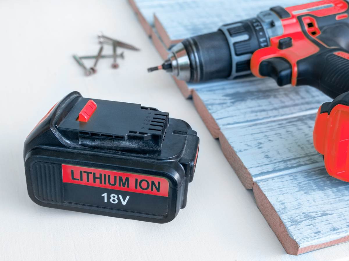 How Lithium Batteries For Hand Tools Work Tutorial