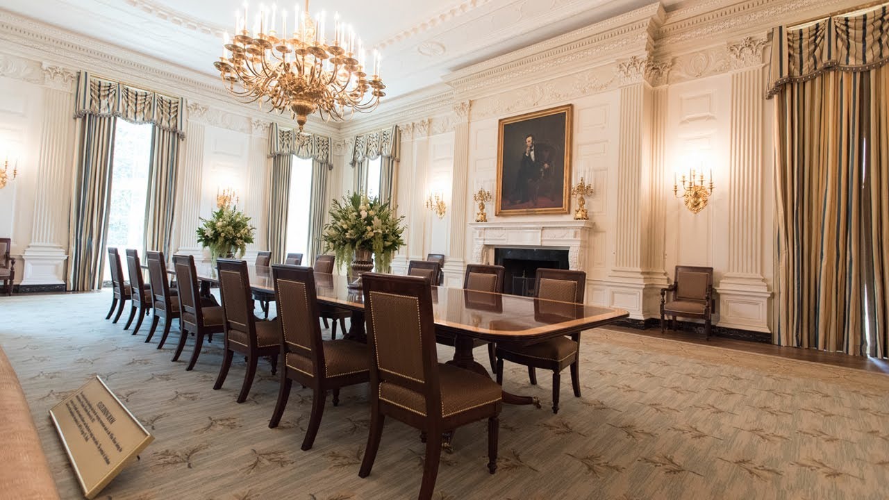 How Many Guests Can The State Dining Room Hold For Dinner Or Lunch