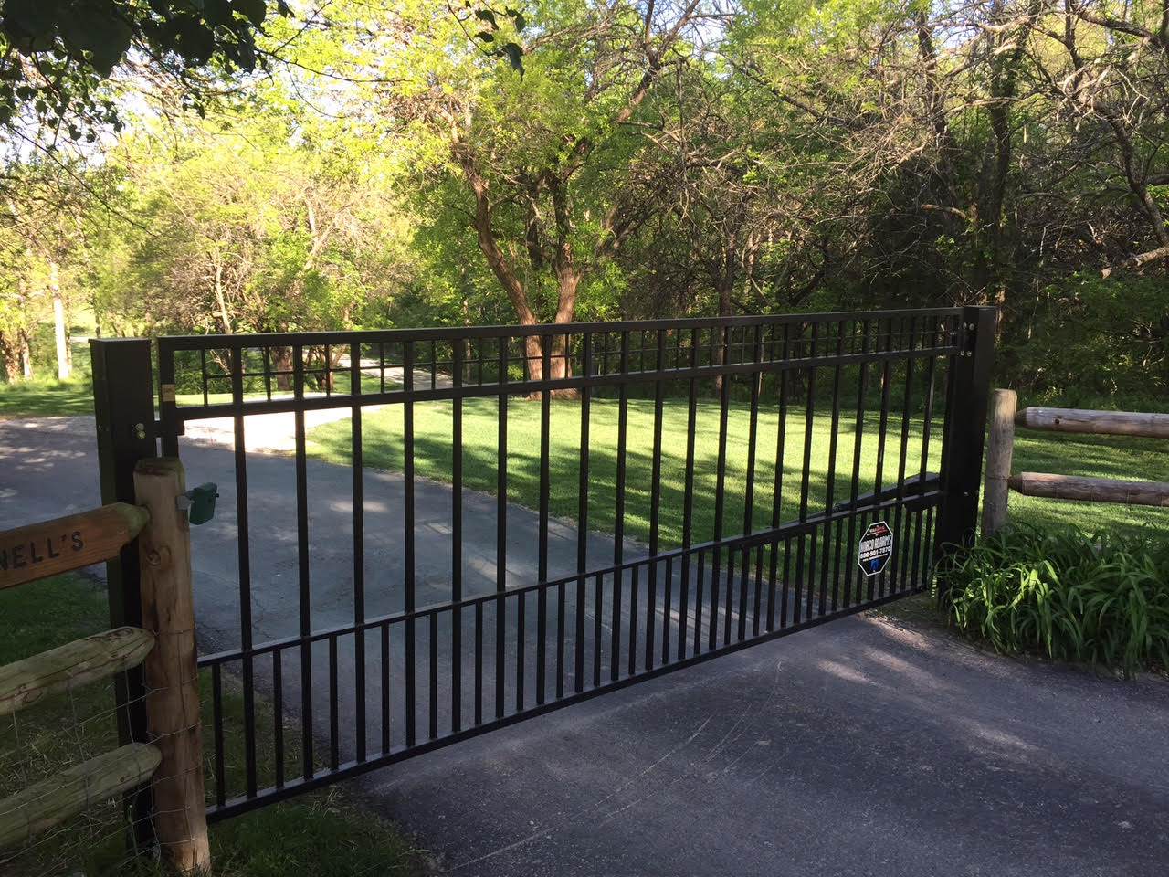 How Much Do Driveway Gates Cost