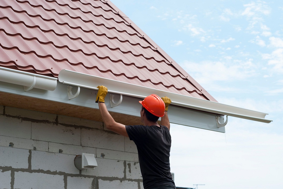 How Much Do Gutters Cost For A House