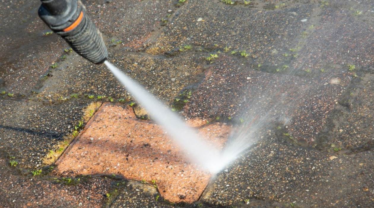How Much Does It Cost To Get A Driveway Pressure Washed