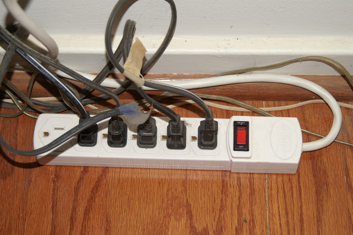 How Much Wattage Can A Power Strip Handle