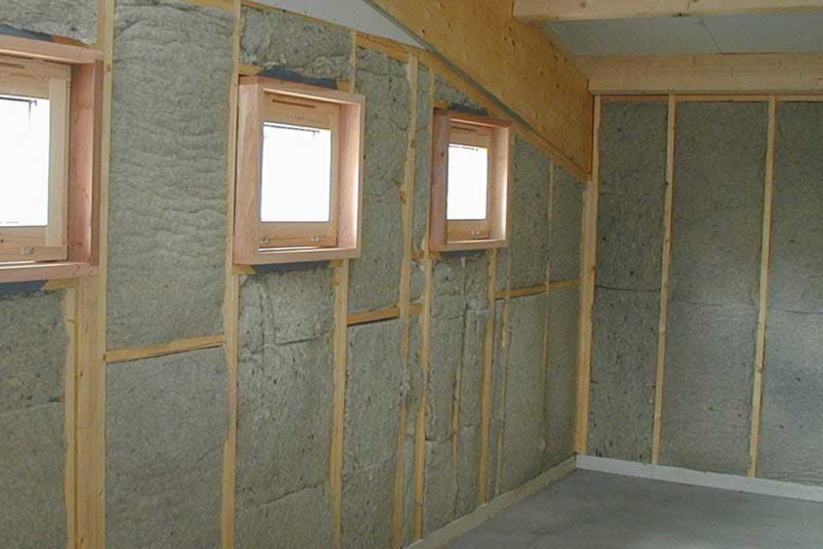 How Thick Is Insulation In A Wall