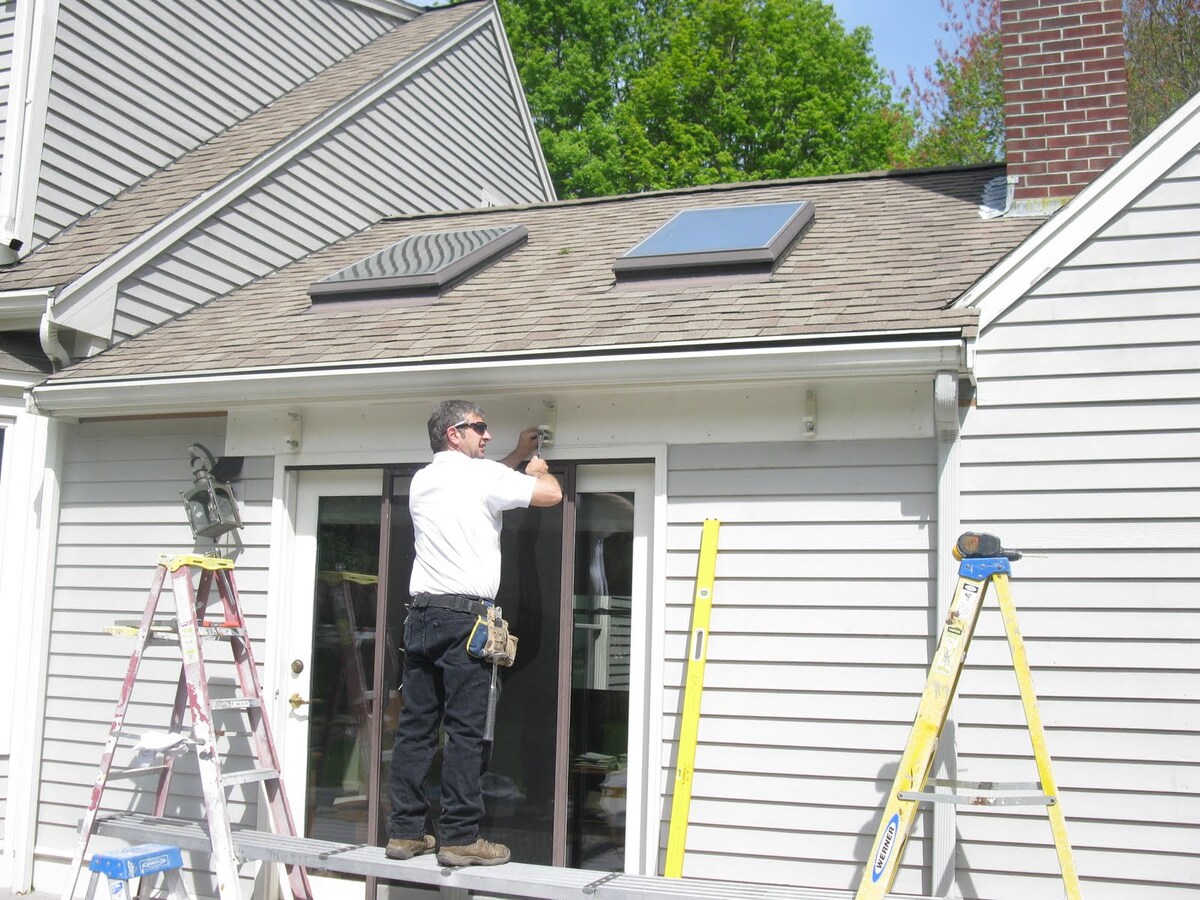 How To Attach A Patio Roof To A House With Vinyl Siding