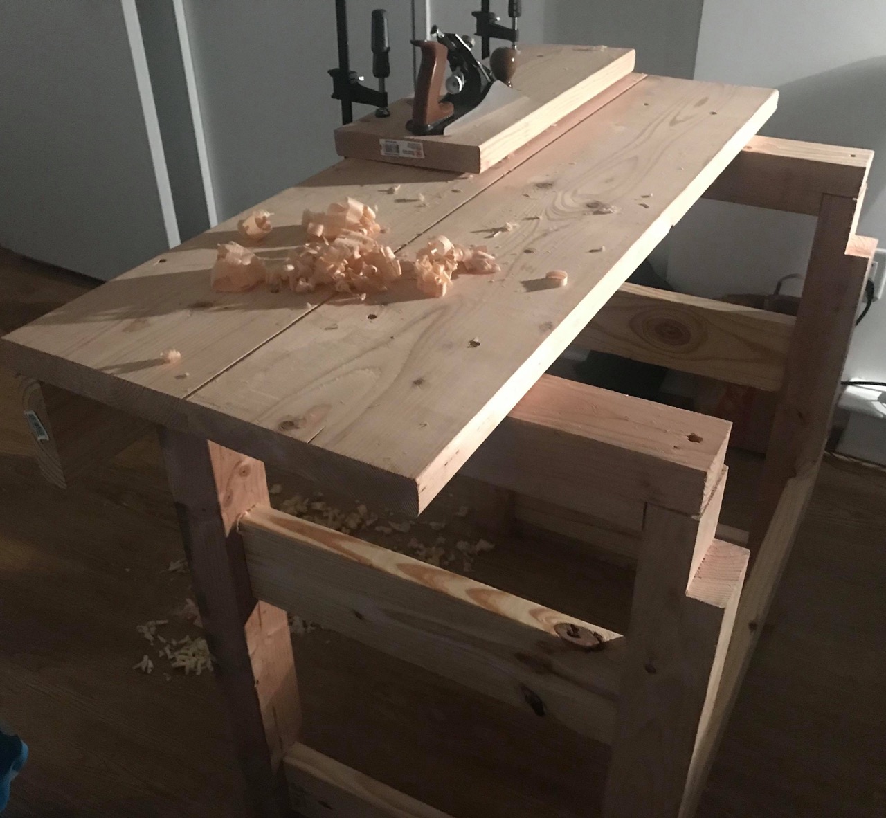 How To Build A Desk With Hand Tools