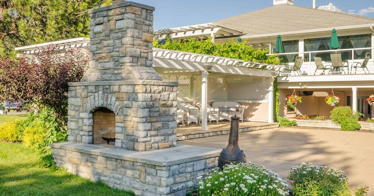 How To Build An Outdoor Fireplace With Cinder Blocks
