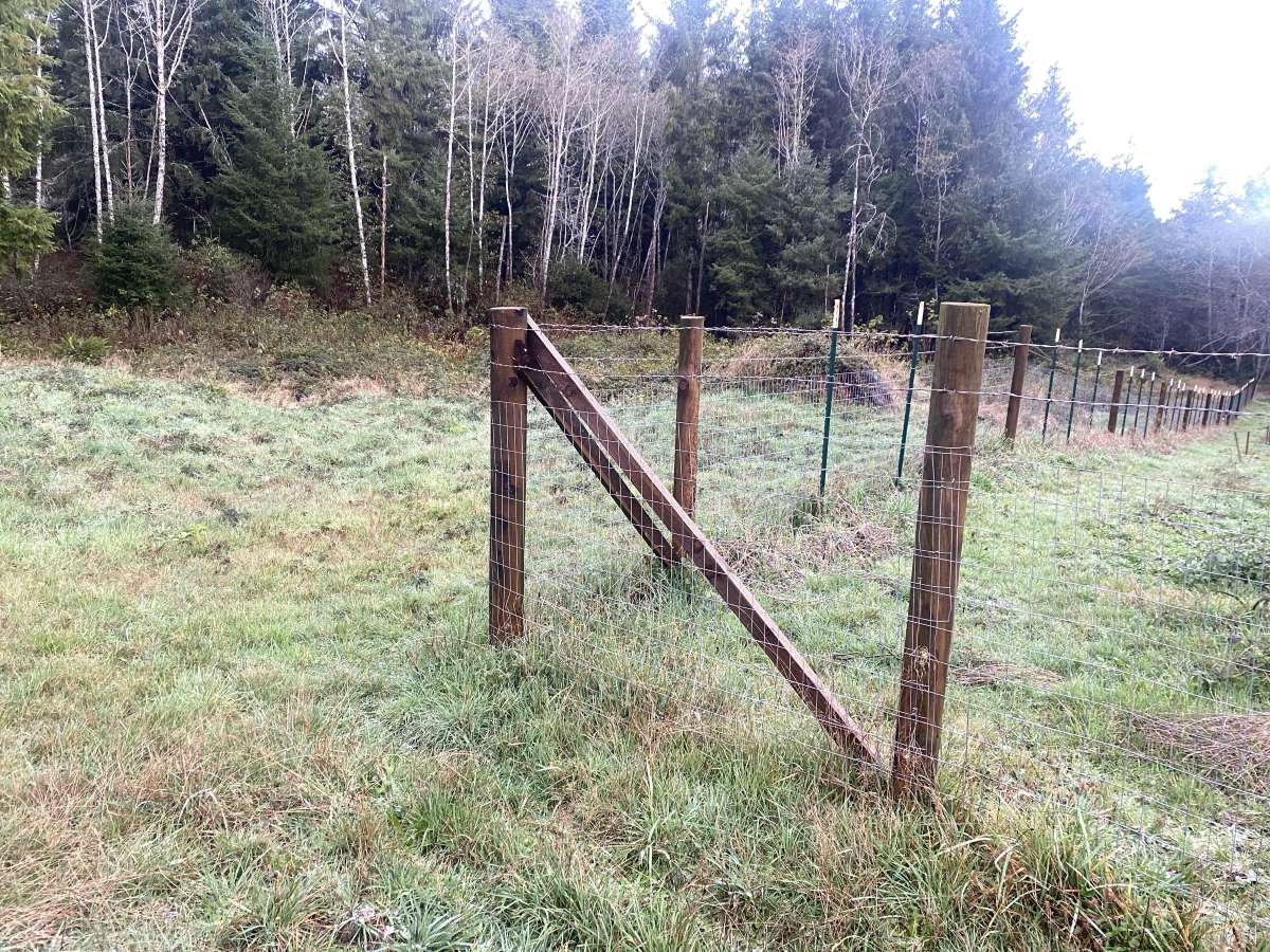 How To Build Field Fence Corners