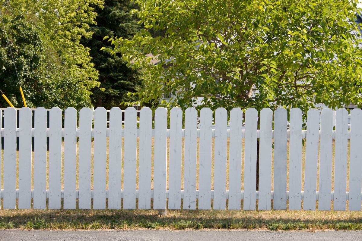 How To Build Picket Fence