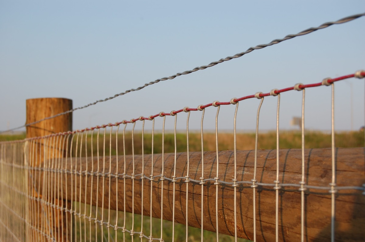 How To Build Wire Fence