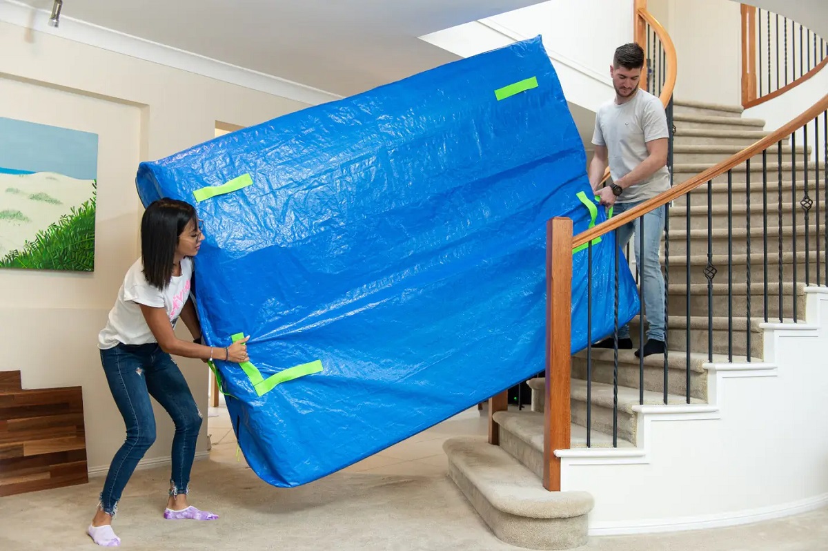 How To Carry Mattress Up Stairs