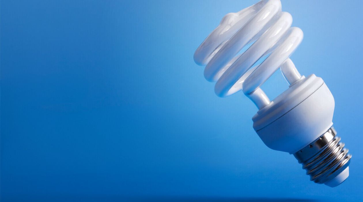 How To Change A Fluorescent Light Bulb