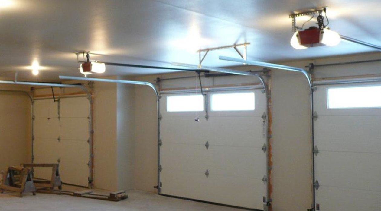 How To Change Light Bulb In A Garage Door Opener