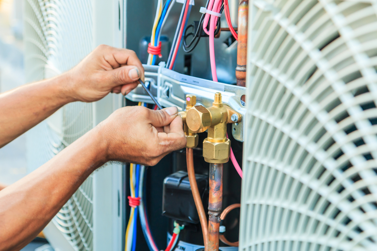 How To Charge An HVAC System