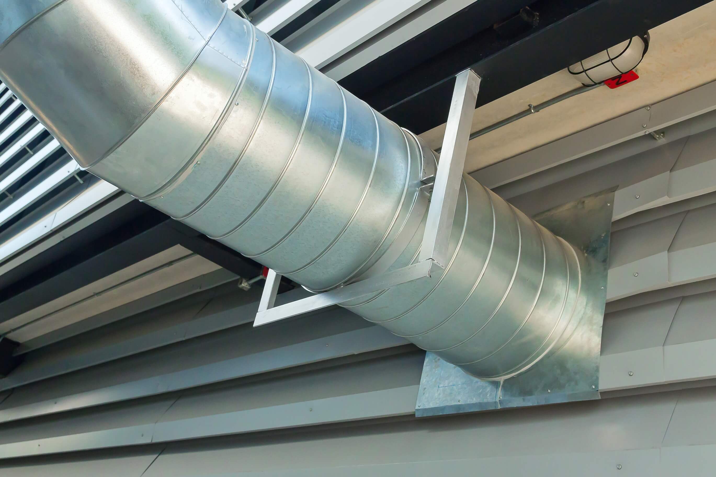 How To Check HVAC Ducts For Leaks