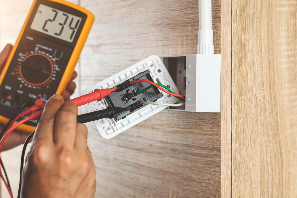 How To Check If Electrical Wire Is Live