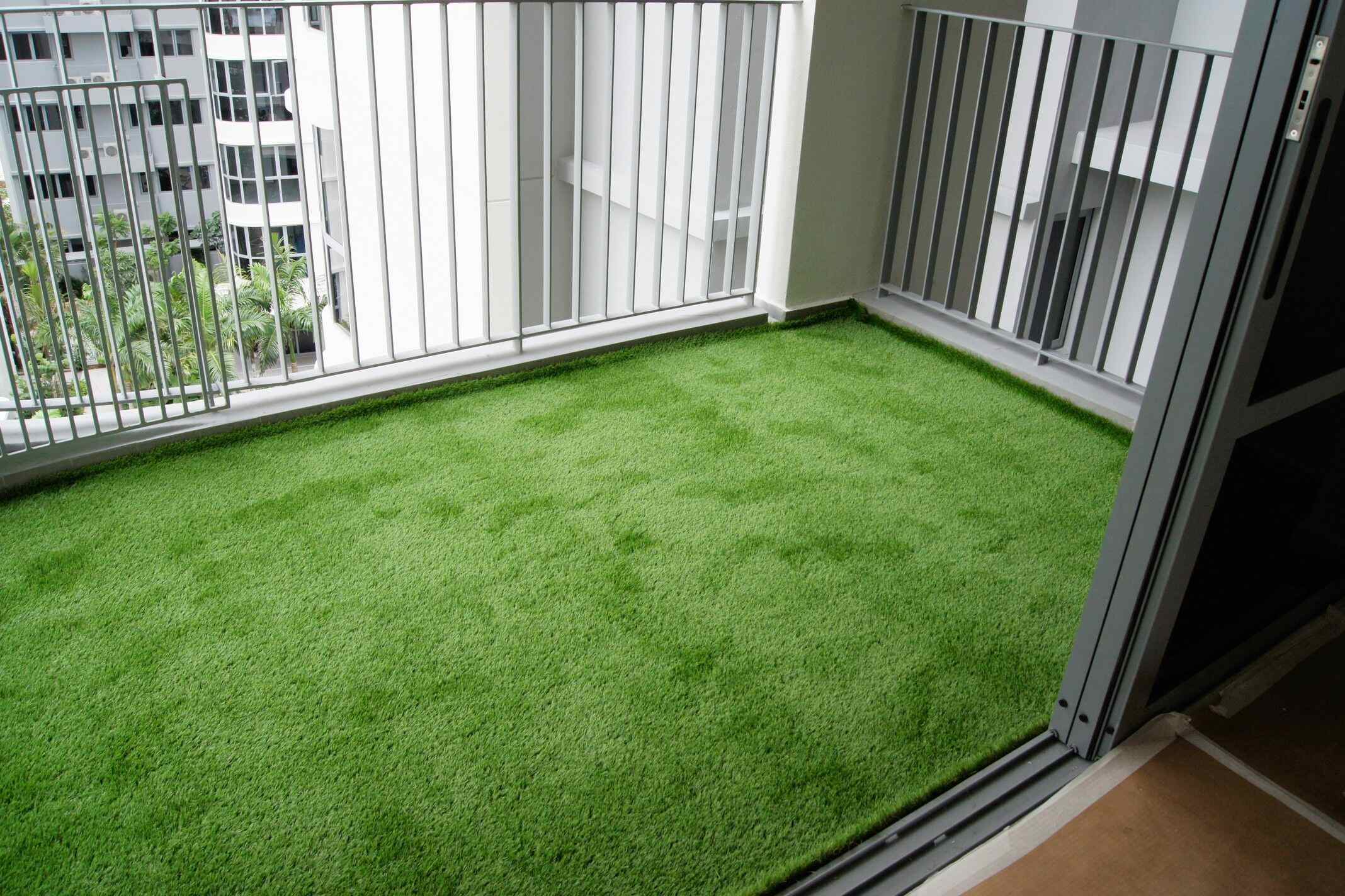 How To Clean Artificial Grass On Balcony