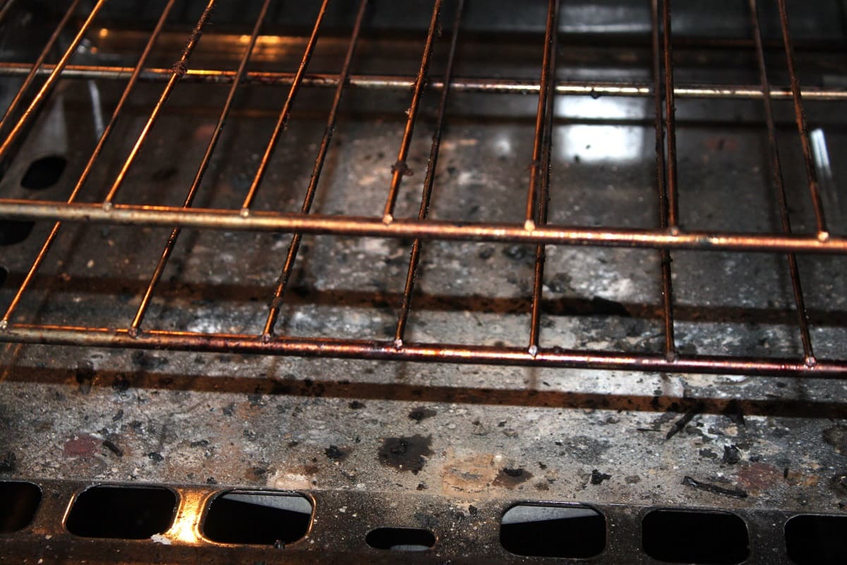 How To Clean Burnt Oven Floor