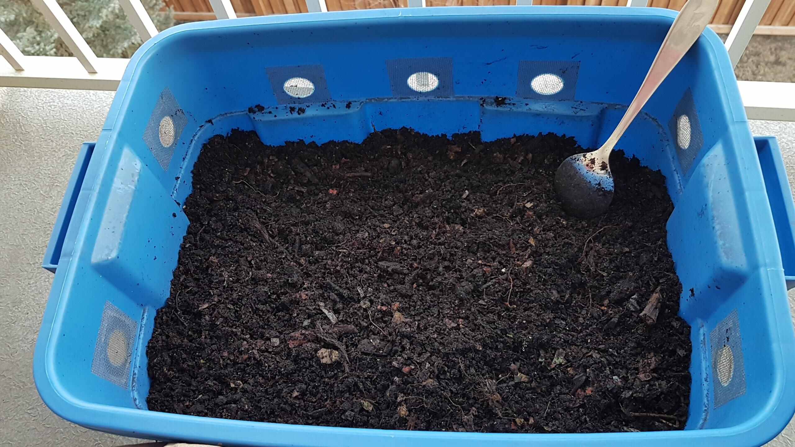 How To Compost On A Balcony
