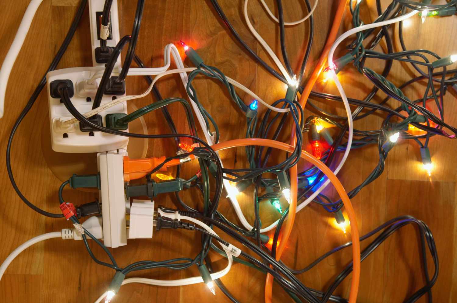 How To Connect Christmas Lights With Extension Cord