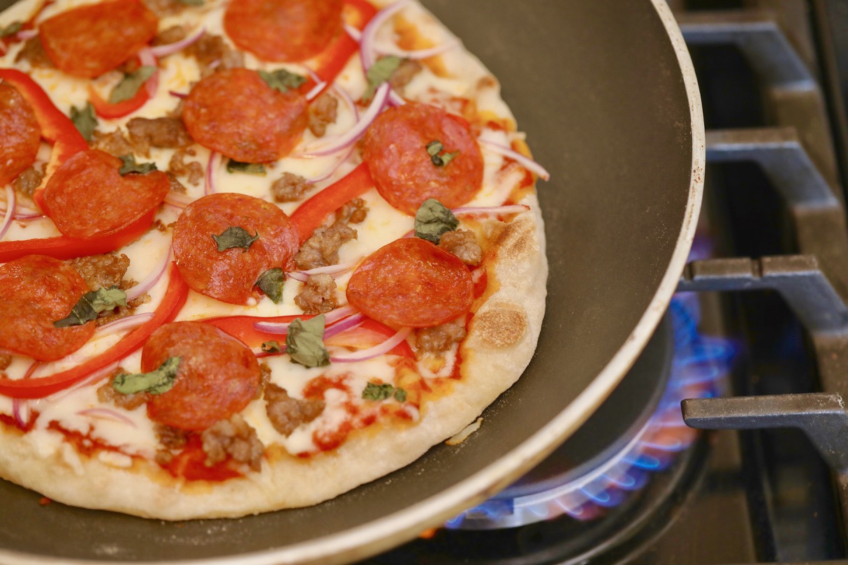How To Cook Frozen Pizza On Stove Top