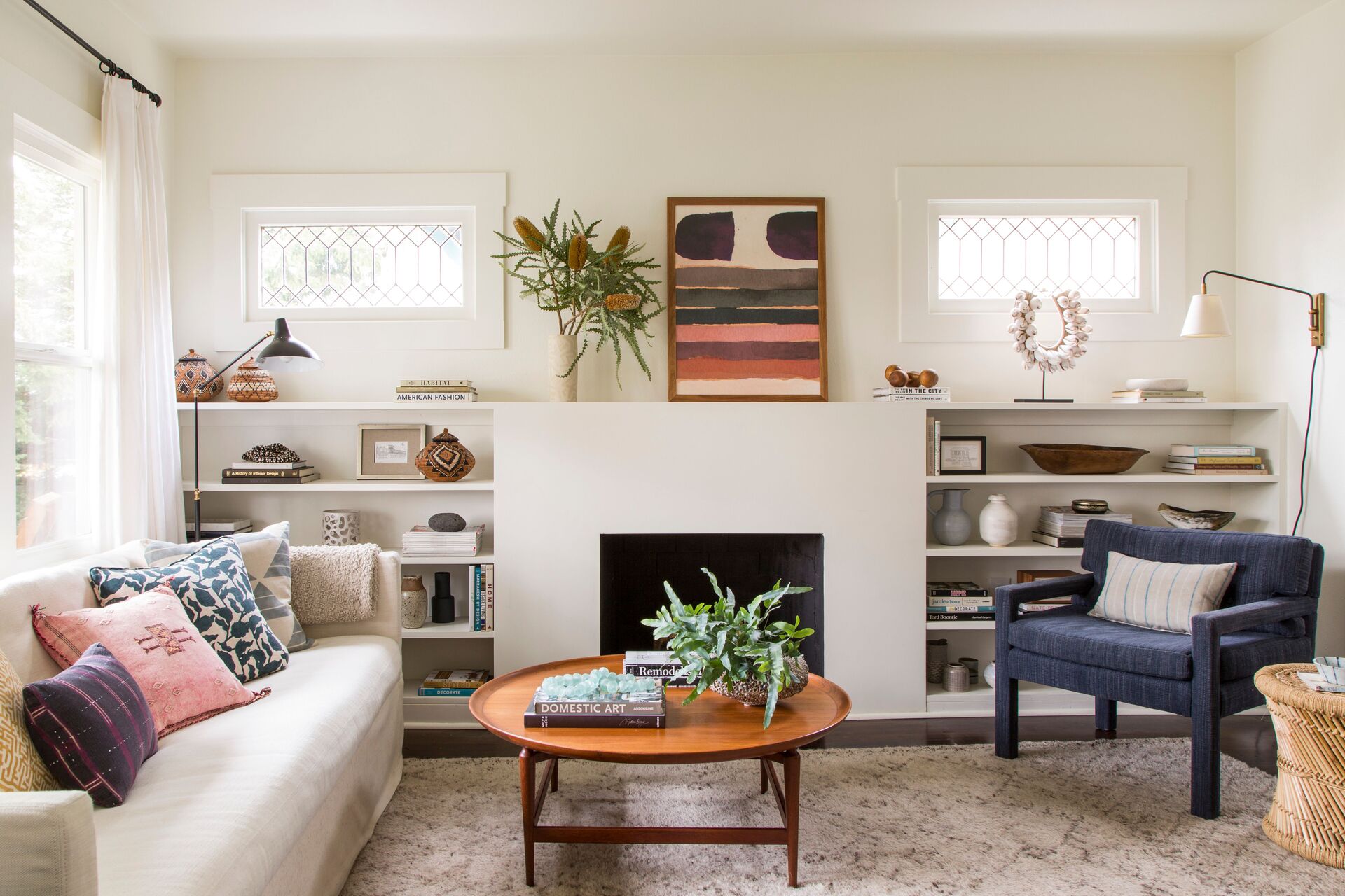 How To Decorate Open Shelves In Living Room