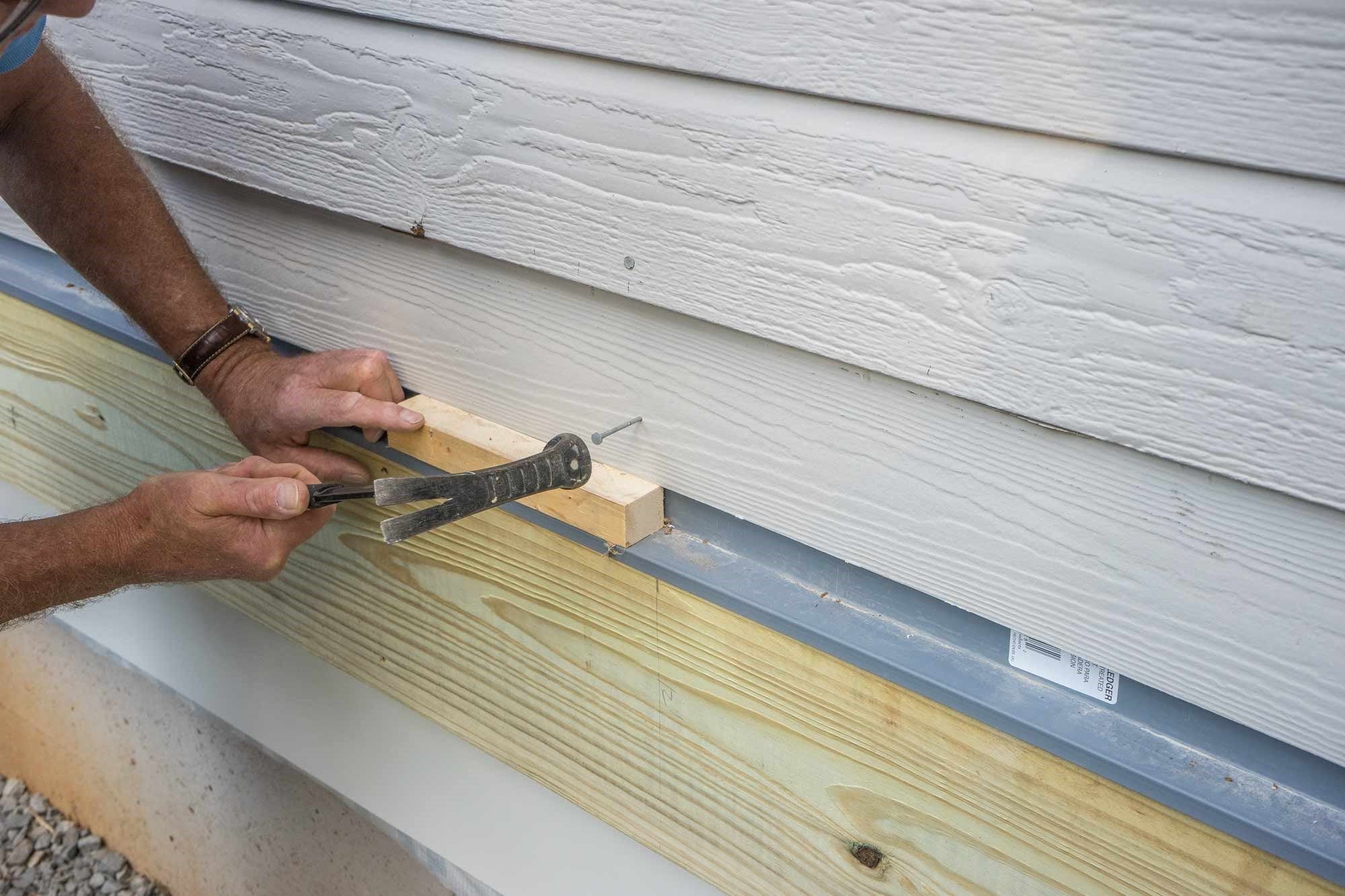 How To Fix Siding That Fell Off