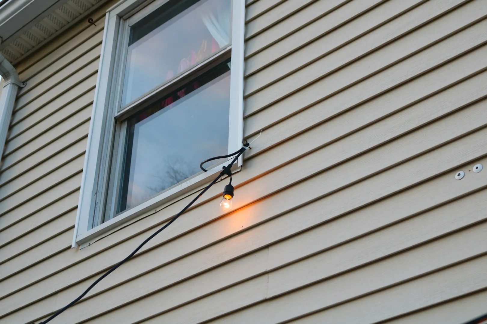 How To Hang Lights From Siding