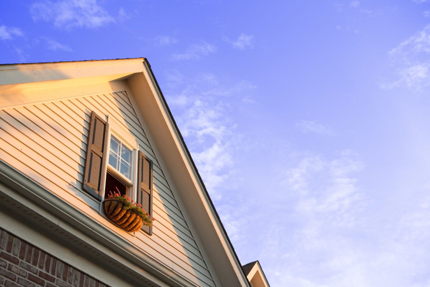 How To Hang Window Boxes On Vinyl Siding