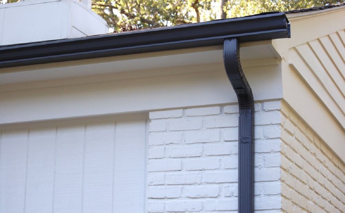 How To Install Gutters On A Garage