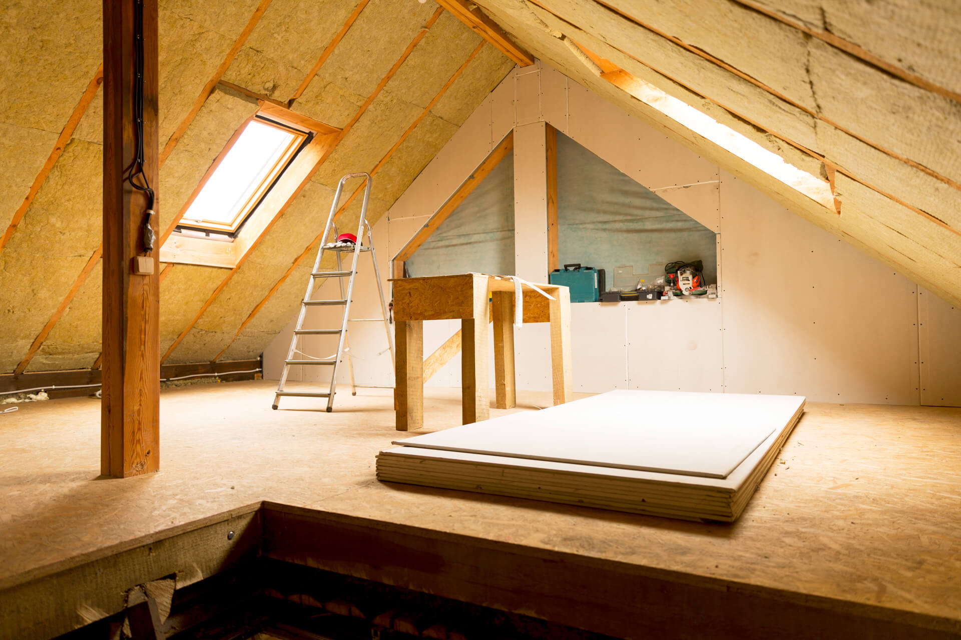 How To Install Insulation In An Attic