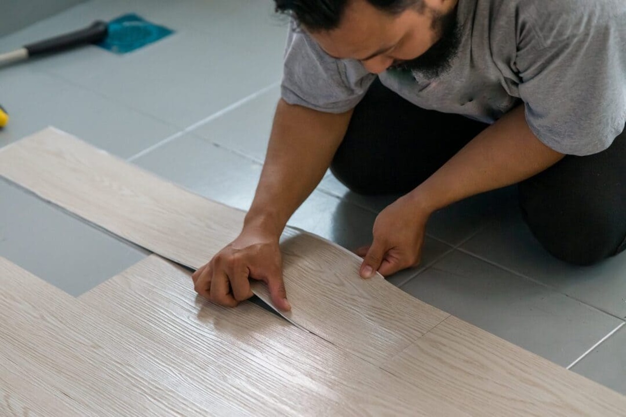 How To Install Loose Lay Sheet Vinyl Flooring In A Few Hours