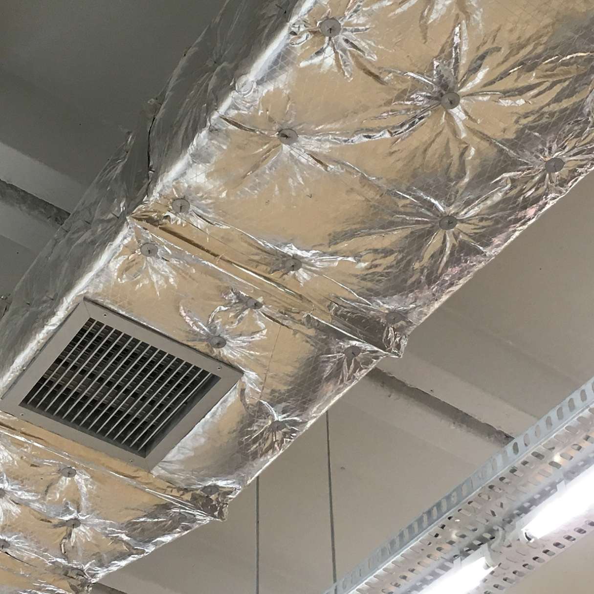 How To Insulate HVAC Ducts | Storables