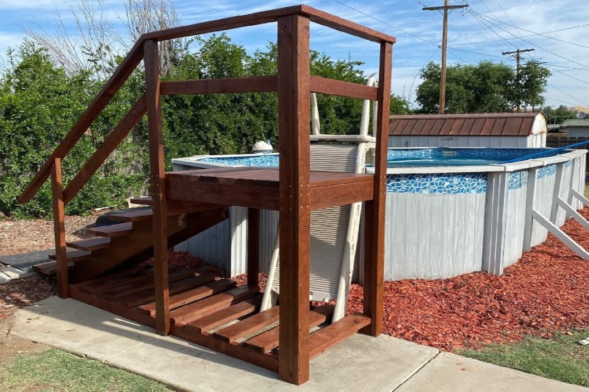 How To Make A Pool Ladder More Sturdy