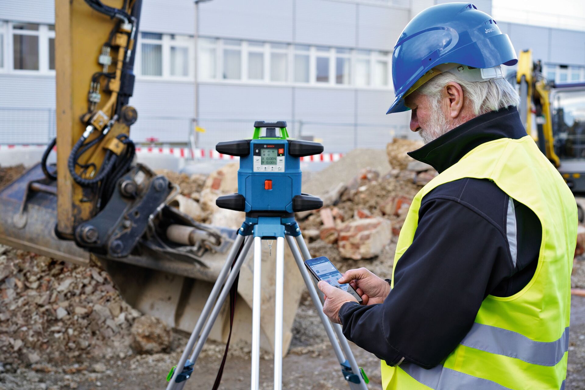 How To Mount A Bosch Rotary Laser Level For Grading With Tractor