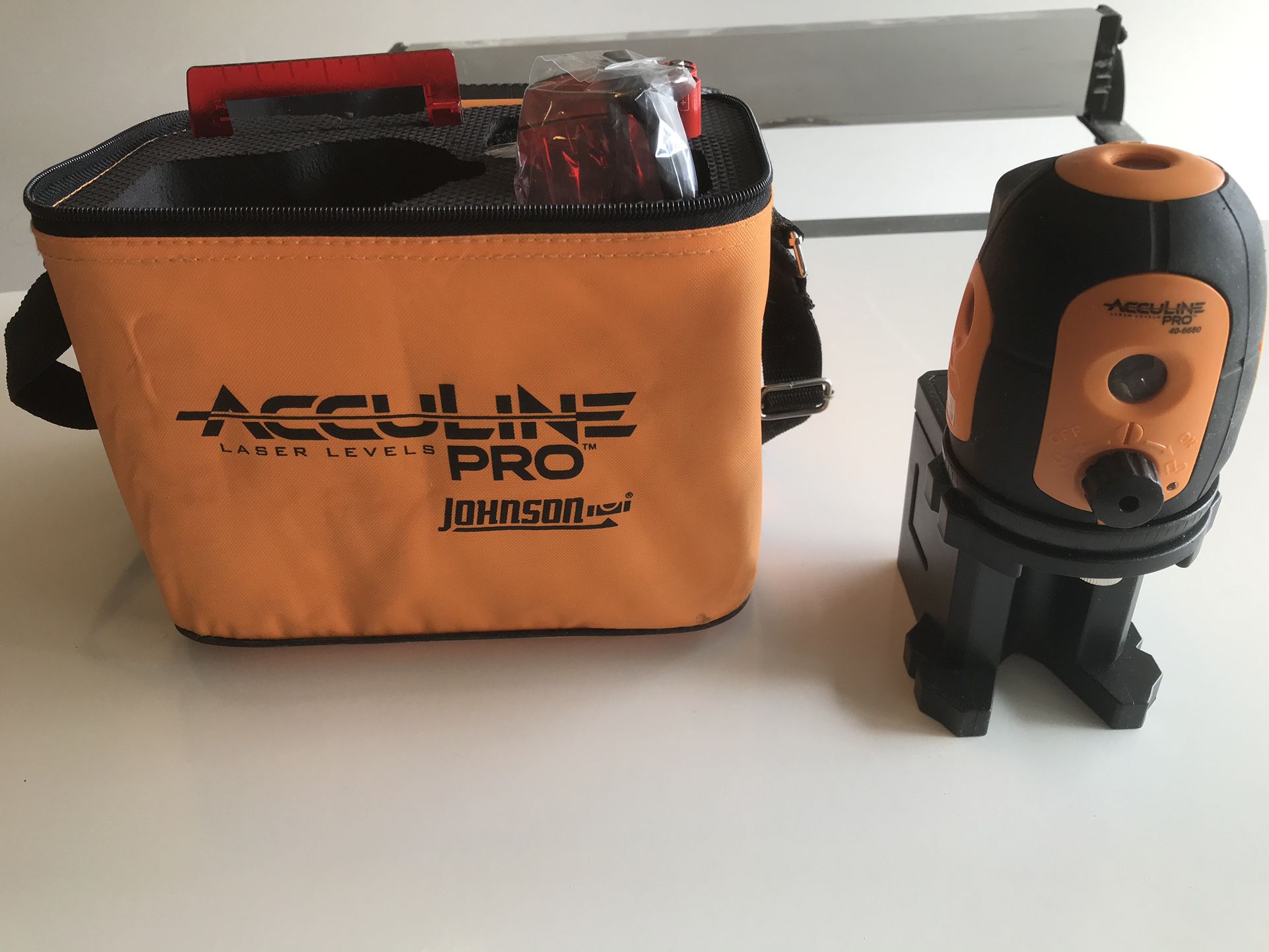 How To Open An Acculine Laser Level