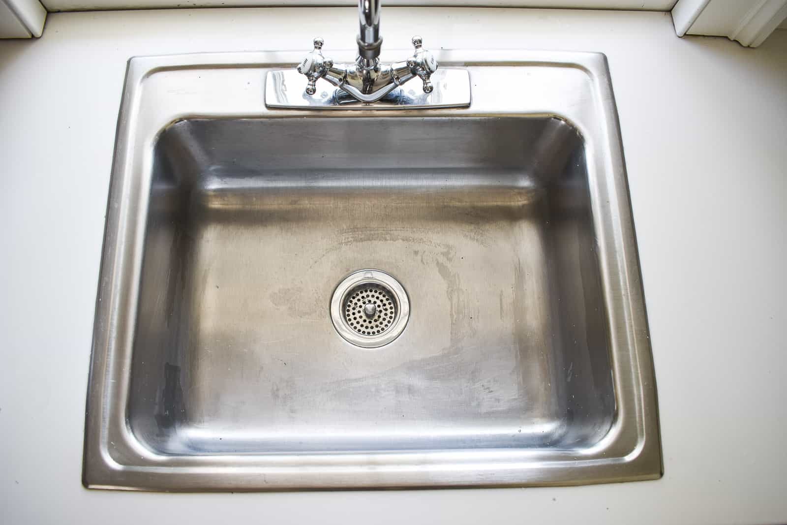 How To Paint A Stainless Steel Sink
