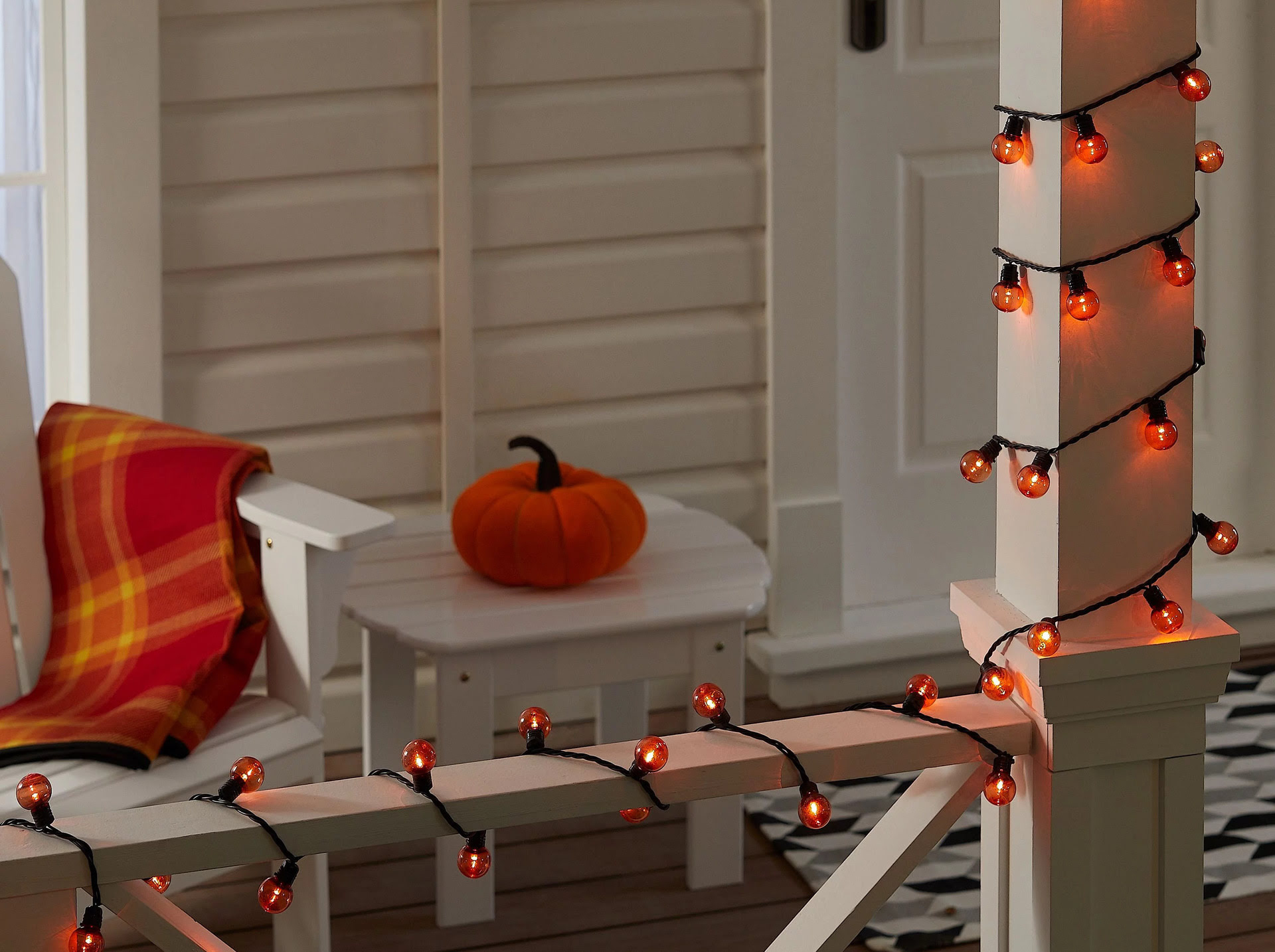 How To Put Christmas Lights On Porch Railing
