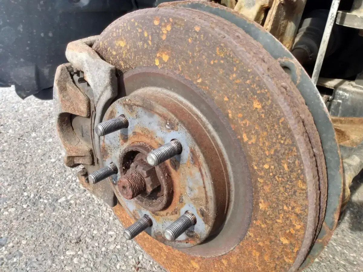 How To Remove Rust From Calipers
