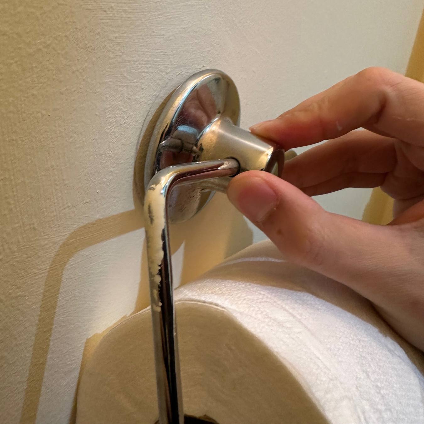 How To Remove Toilet Paper Holder From Wall