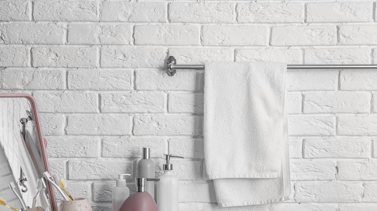 How To Stop Squeaky Towel Bar