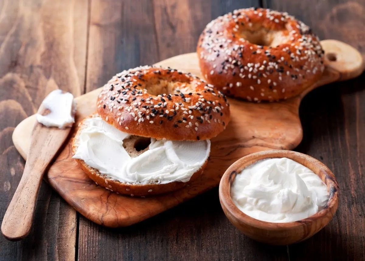 How To Store A Bagel With Cream Cheese