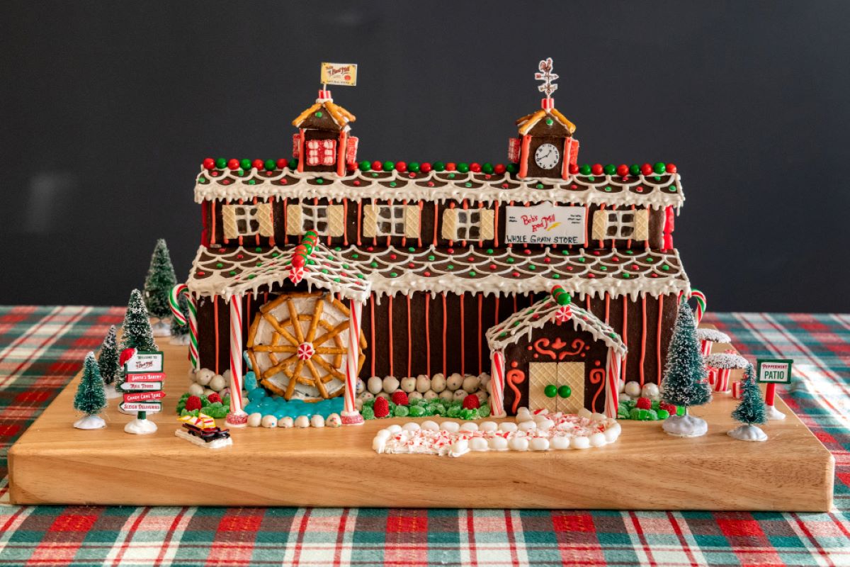 How To Store A Gingerbread House