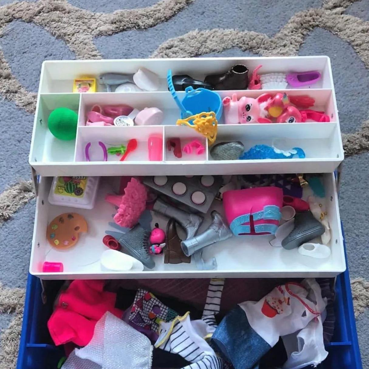 How To Store Barbie Clothes