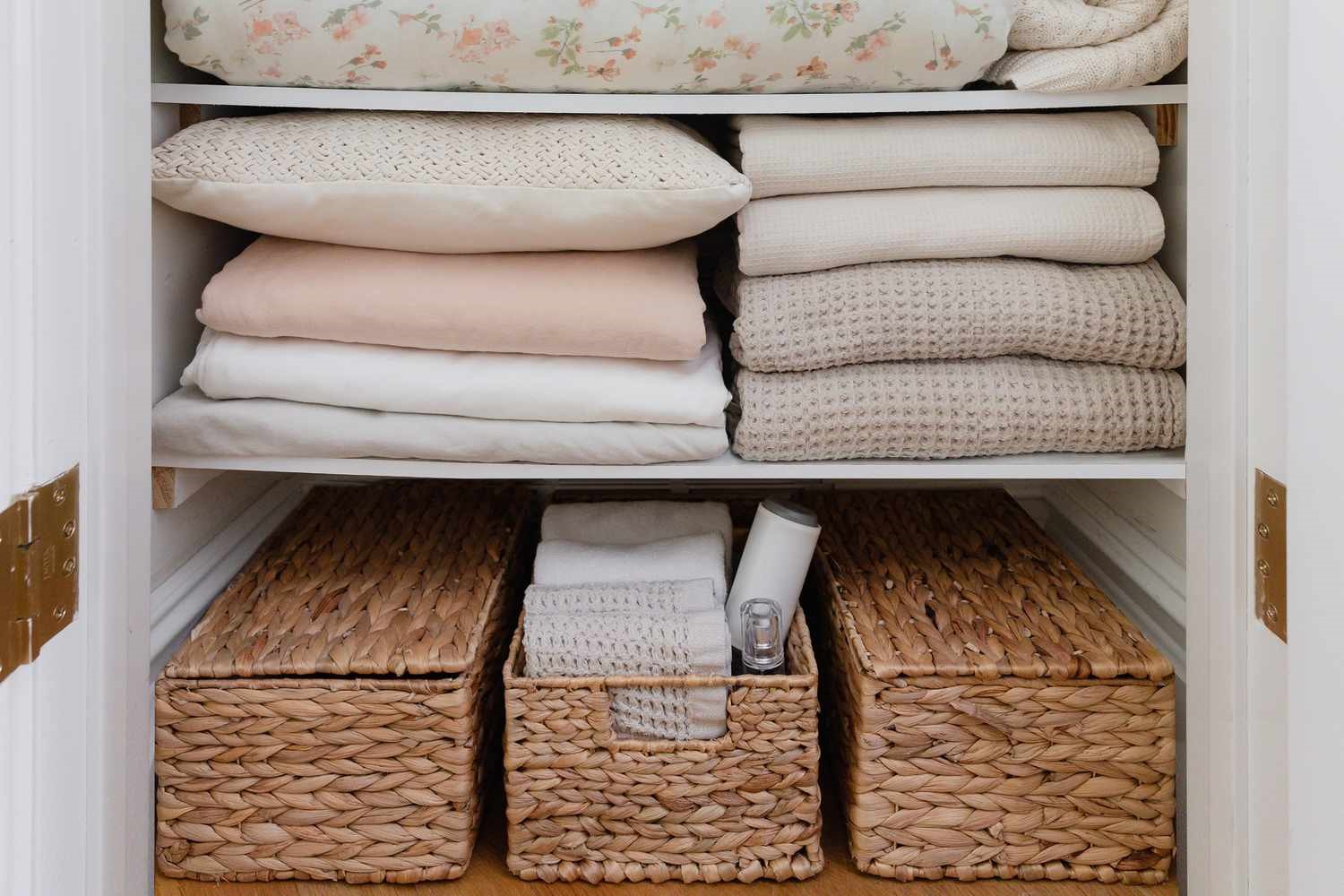 How To Store Bed Linen