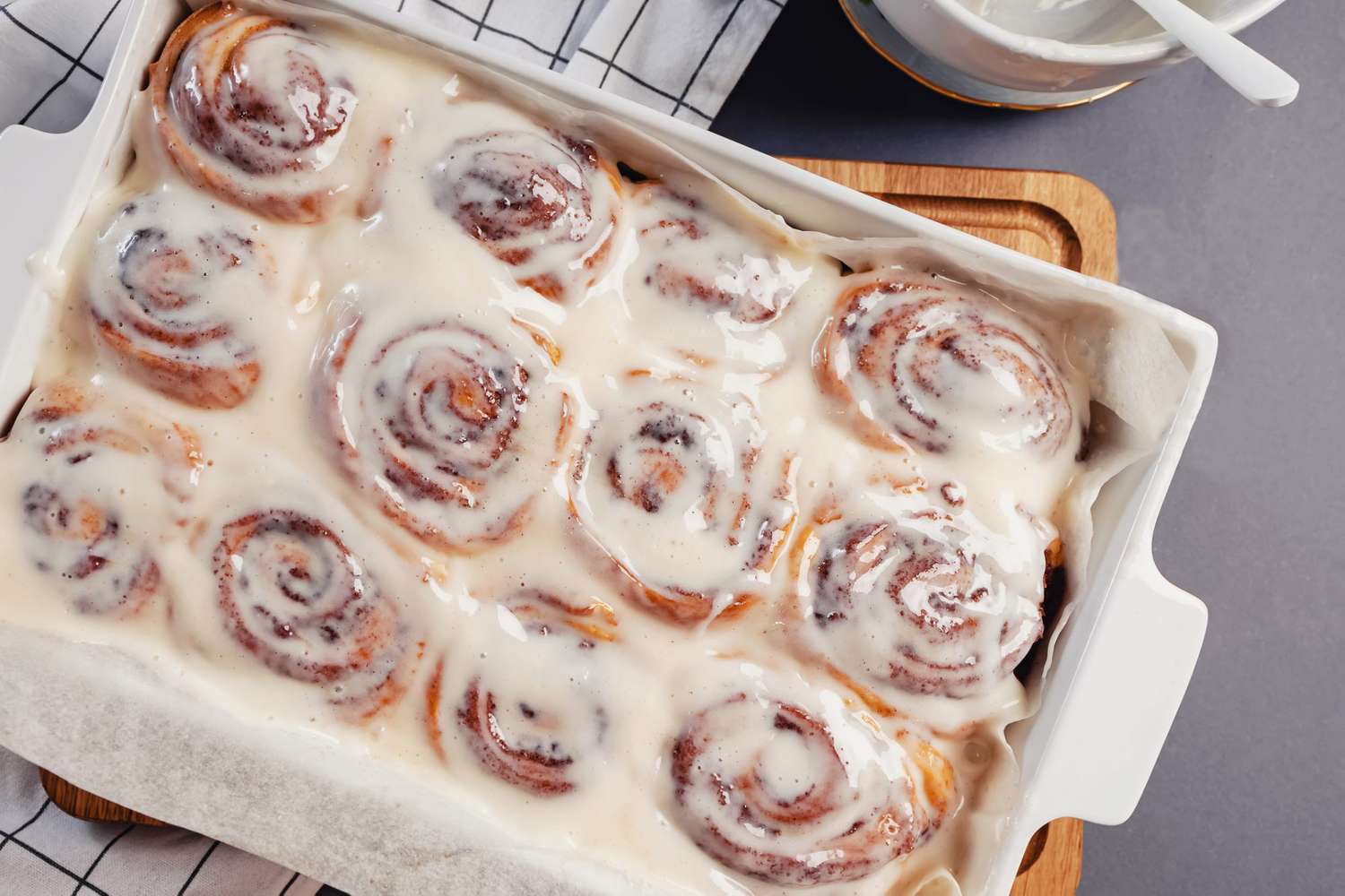 How To Store Cinnamon Rolls After Baking