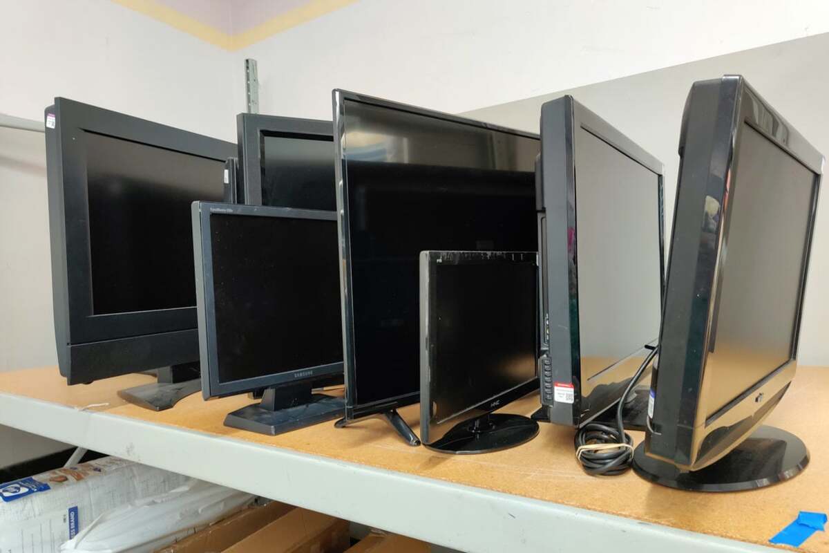How To Store Computer Monitors