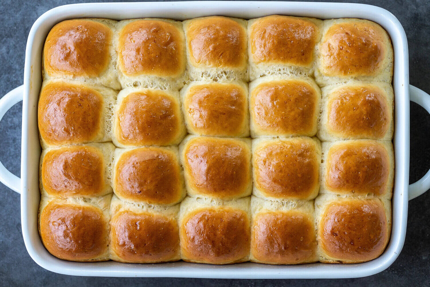 How To Store Dinner Rolls After Baking